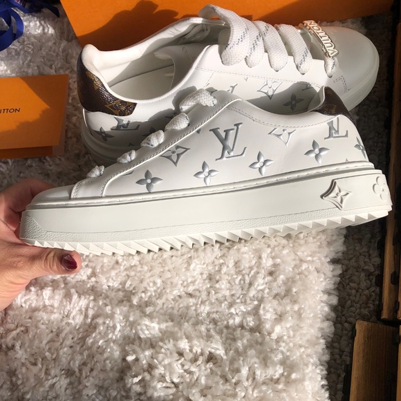 Louis Vuitton Time Out Sneaker - Picture 4 of 12